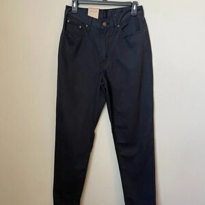 NWT Levi’s Womens High-Waisted Mom Jeans in Black, Size: 28x32 - 90s Tapered Leg